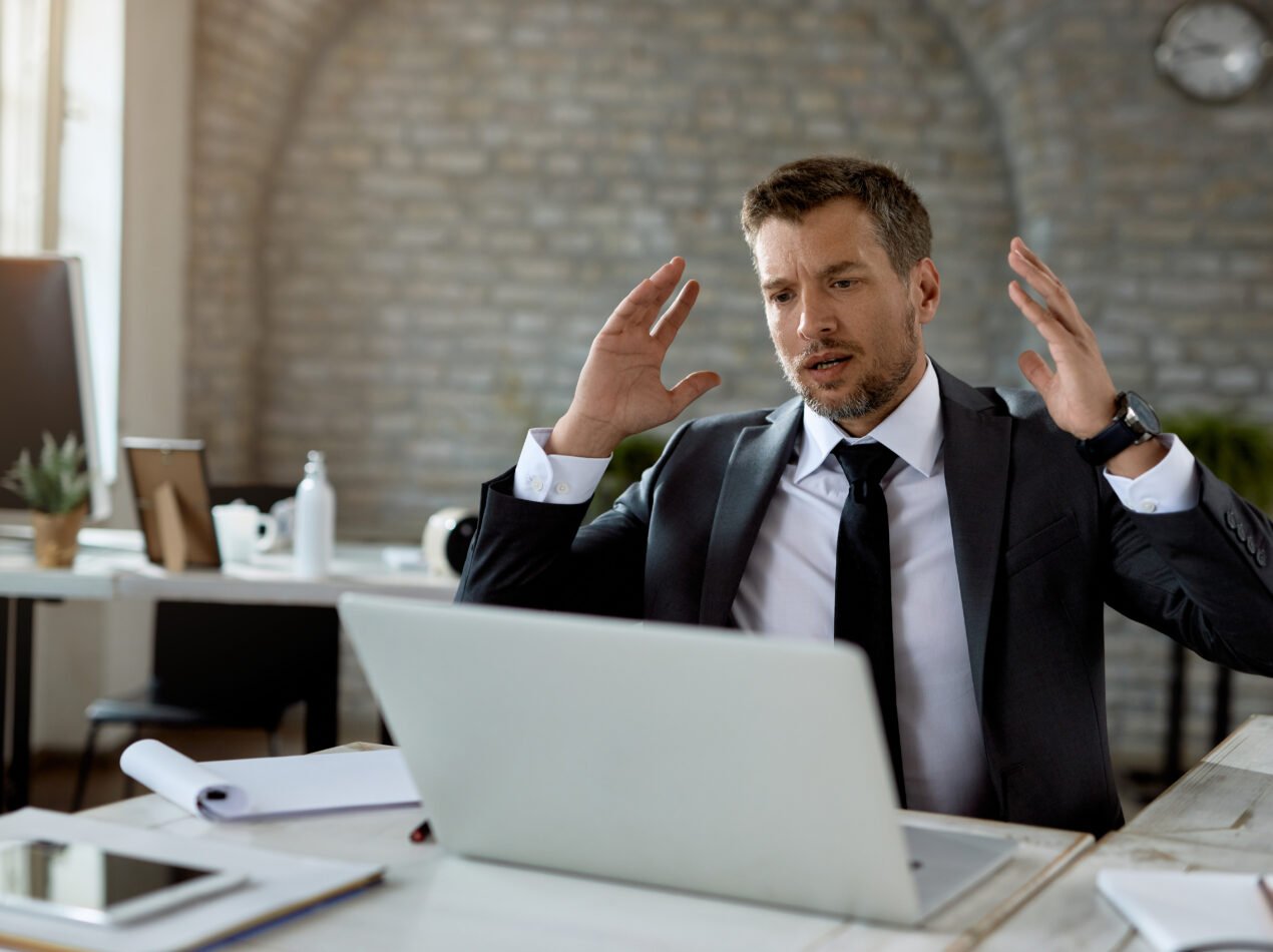 7 Costly Mistakes Expats Make When Opening a Company in UAE 2026 Guide