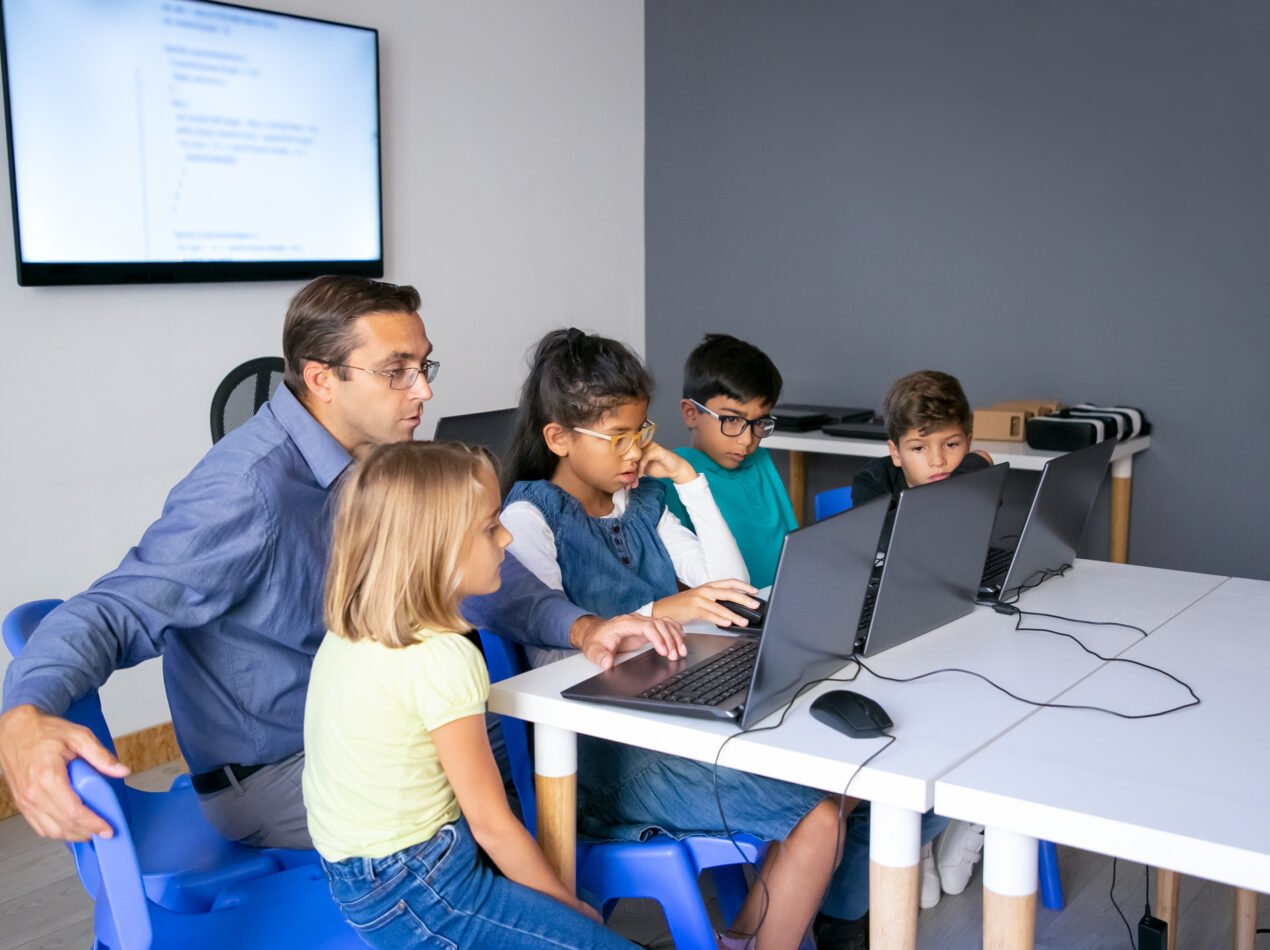 How to Open a KHDA-Approved Training Institute in Dubai Mainland Step by Step Guide?