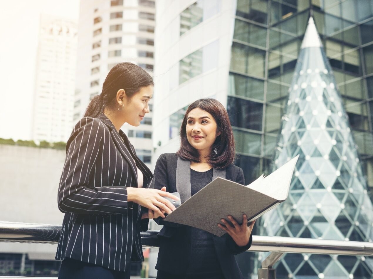 License Amendment in Dubai Mainland and UAE Free Zones: Change of Shareholder, Manager, and Activity
