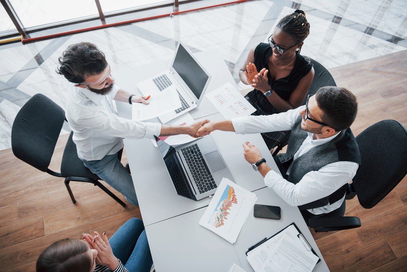Top 15 Profitable Small Businesses to Start in UAE Under AED 50,000