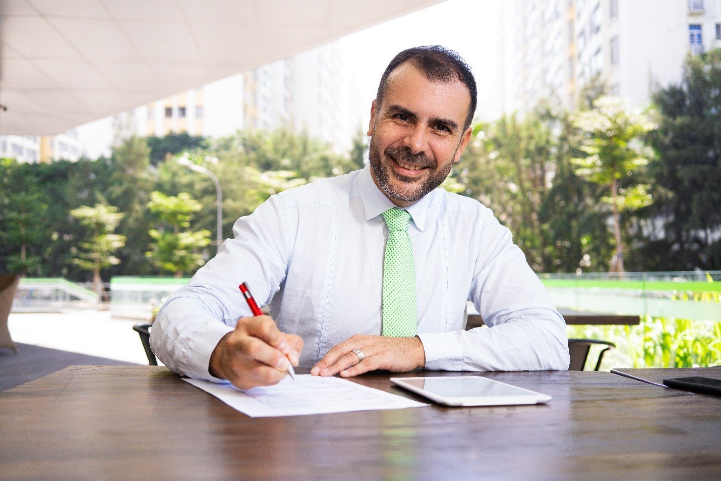 How to Change Your Business Activity in Dubai Without Affecting Your Operations?