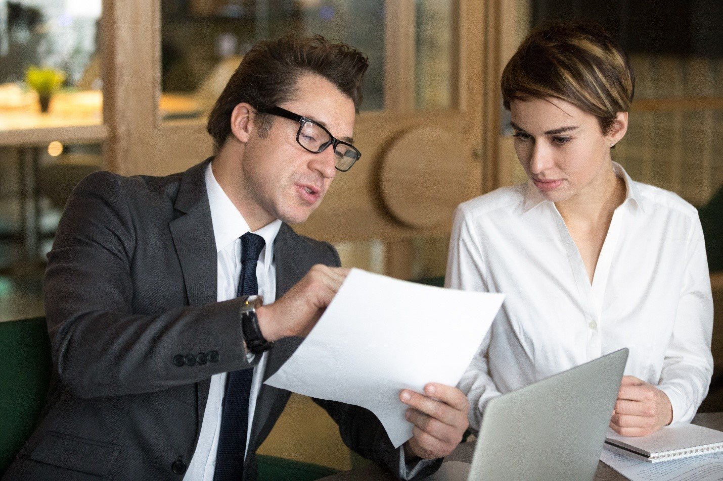 UAE Business License Renewal Guide: Documents, Costs, Penalties and Timeline