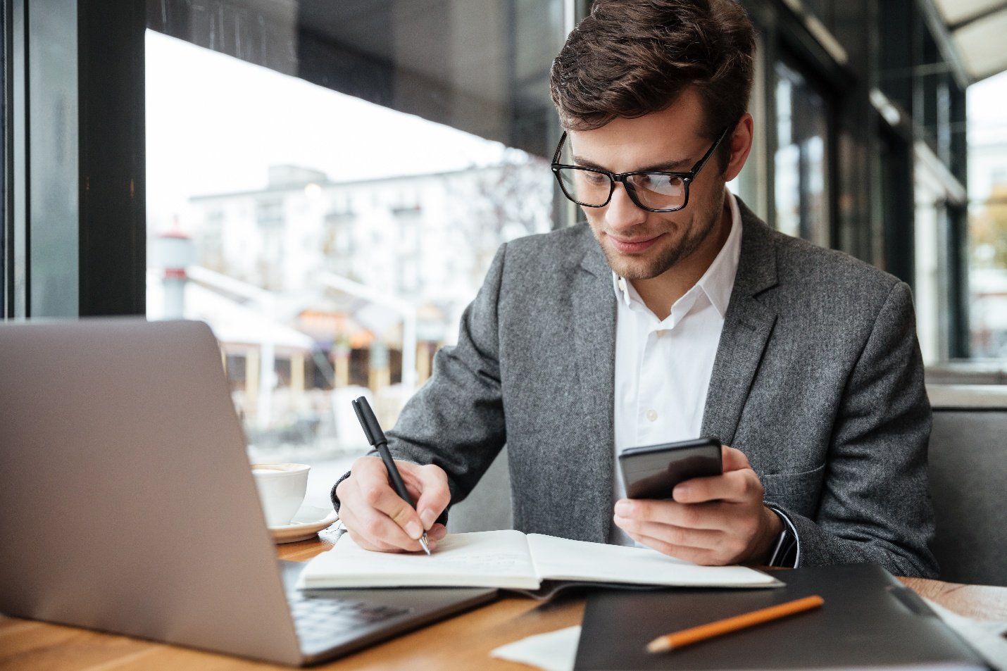 Mainland Company Formation in UAE: Complete Business Setup Guide
